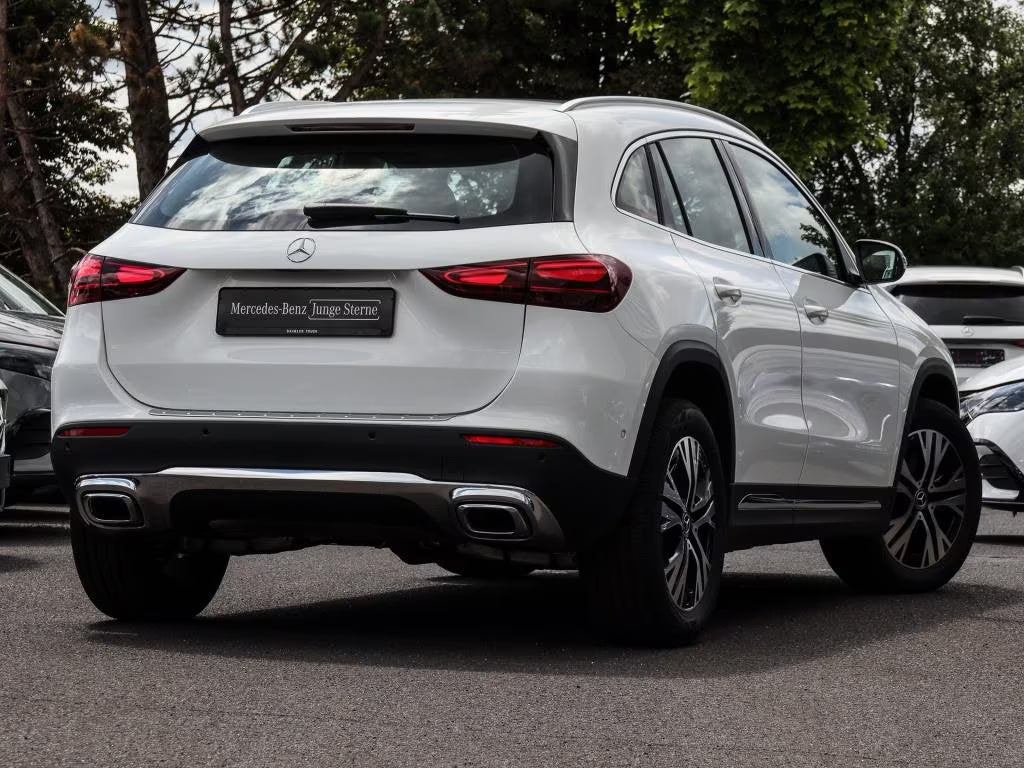 MERCEDES GLA180 PROGRESSIVE - 0