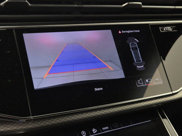 AUDI Q8 S-line 45TDI