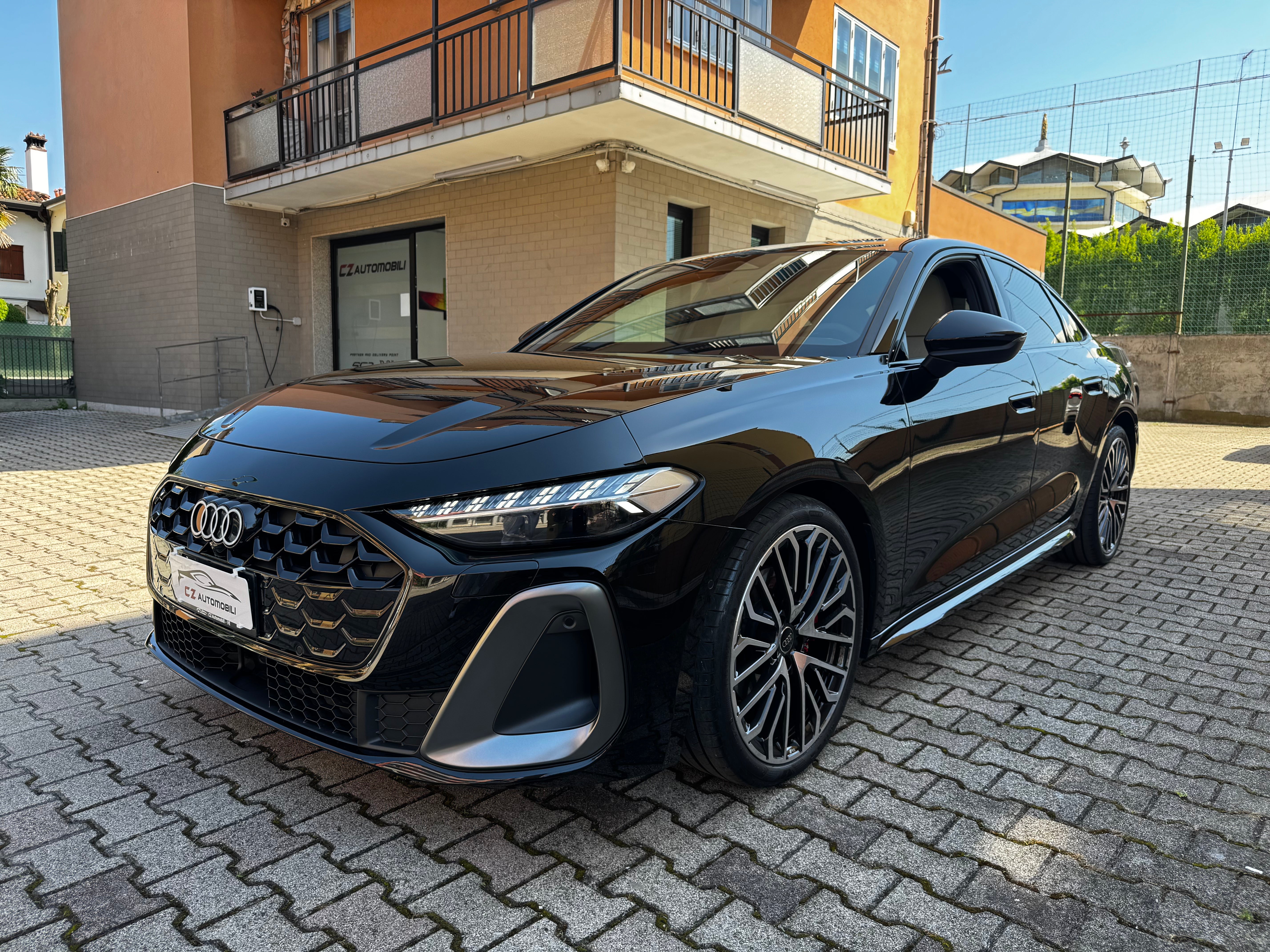 NEW AUDI A5 LIMOUSINE S-LINE 35TSI