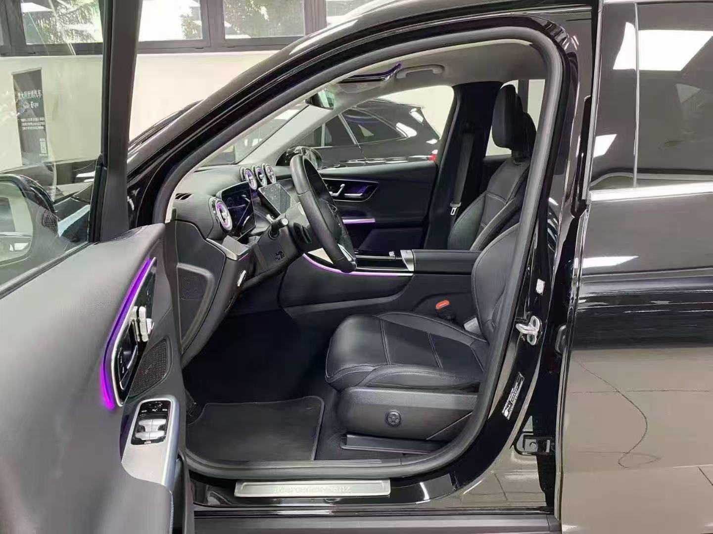 MERCEDES GLC200 AVANTGARDE 4Matic