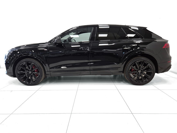 AUDI Q8 S-line 45TDI