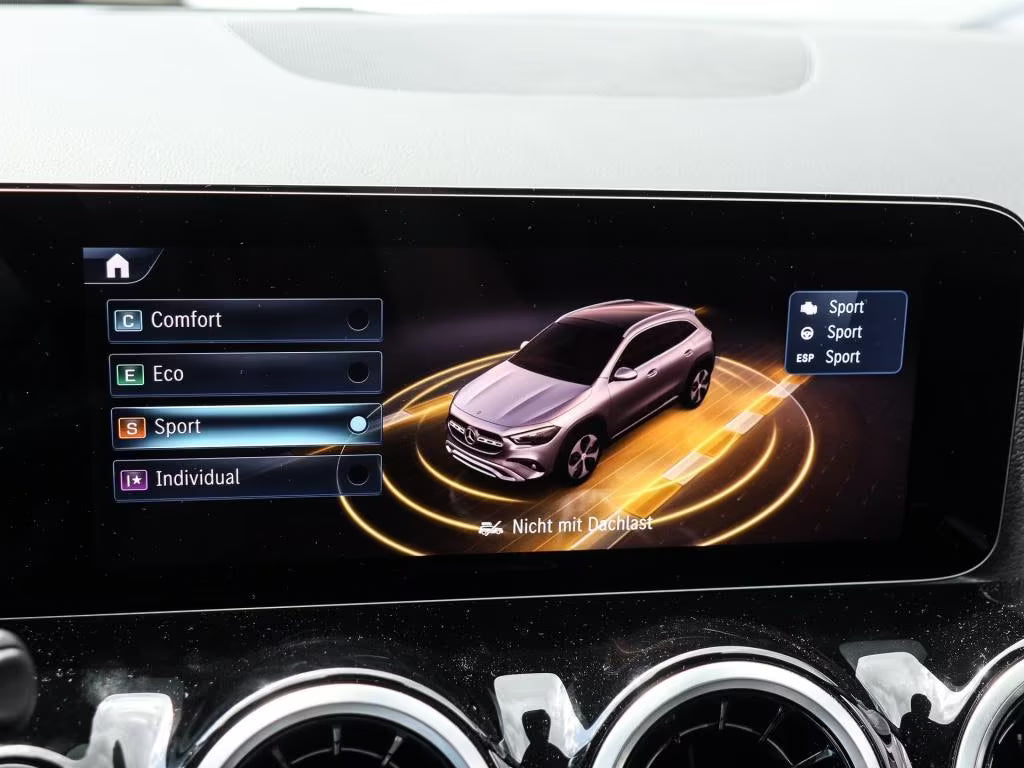 MERCEDES GLA180 PROGRESSIVE
