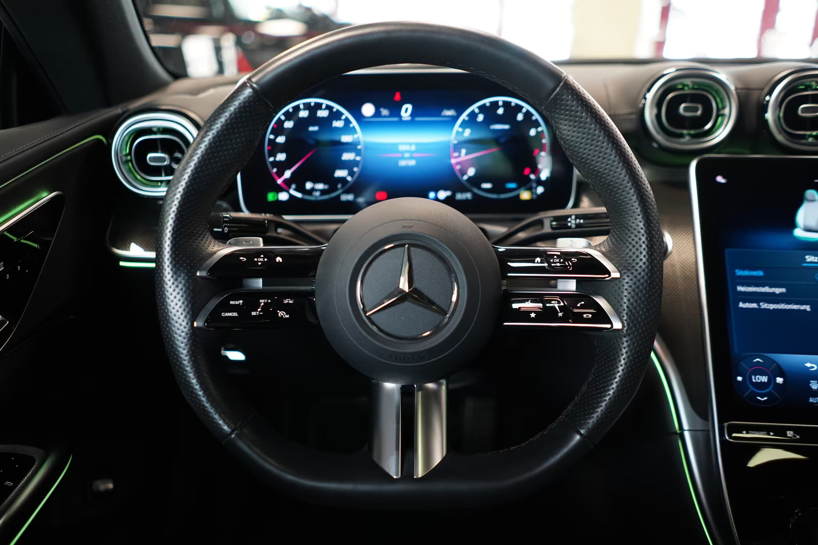 MERCEDES CLE200 AMG-LINE 4Matic