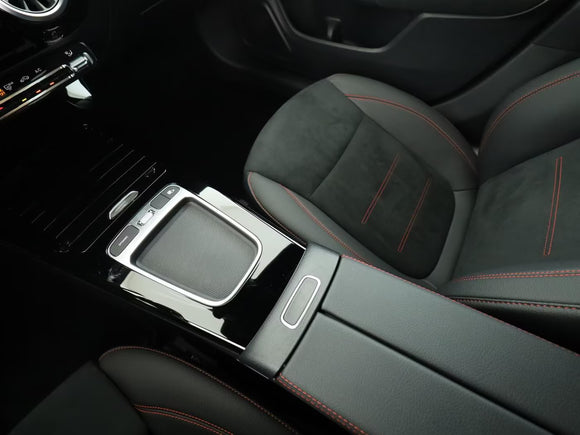 MERCEDES CLA200 AMG-LINE