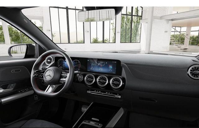 MERCEDES GLA200d AMG-LINE 4Matic