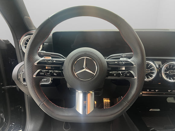 MERCEDES CLA180 AMG-LINE