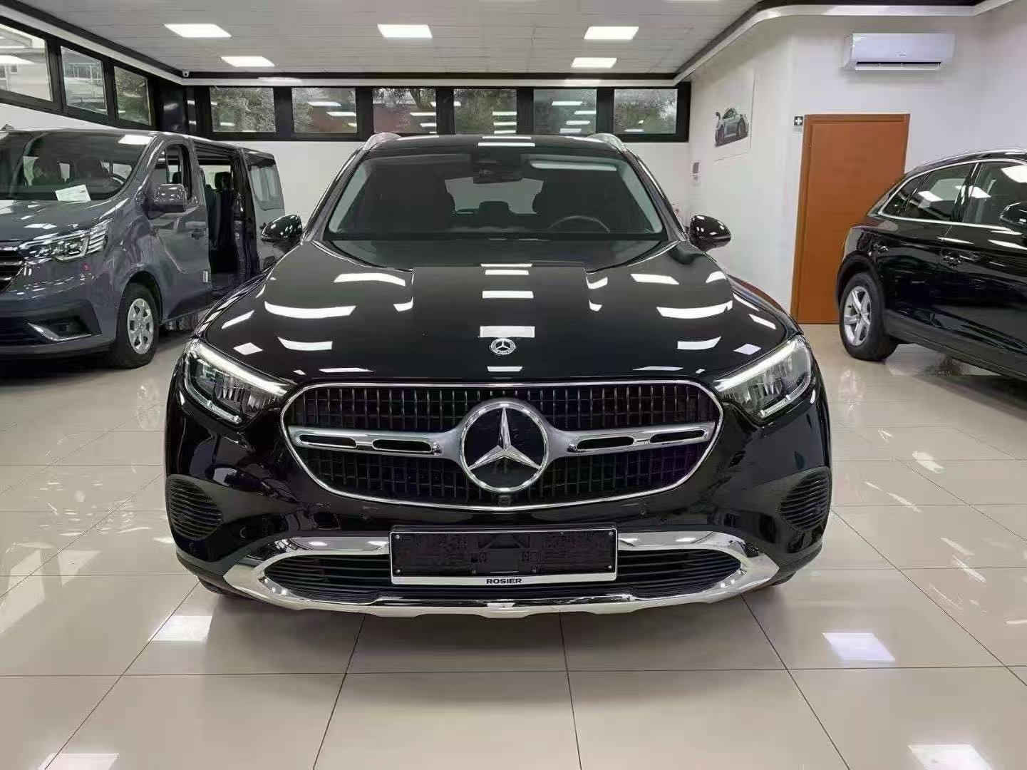 MERCEDES GLC200 AVANTGARDE 4Matic - 0