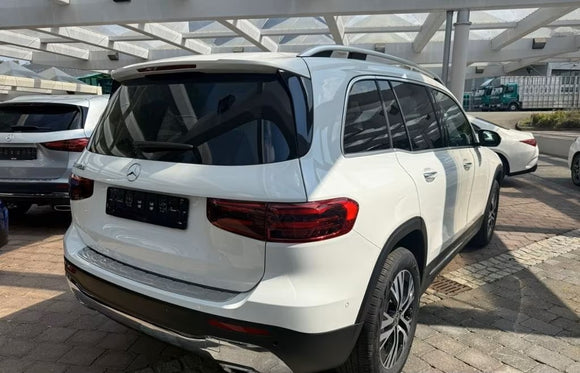 MERCEDES GLB200 7POSTI