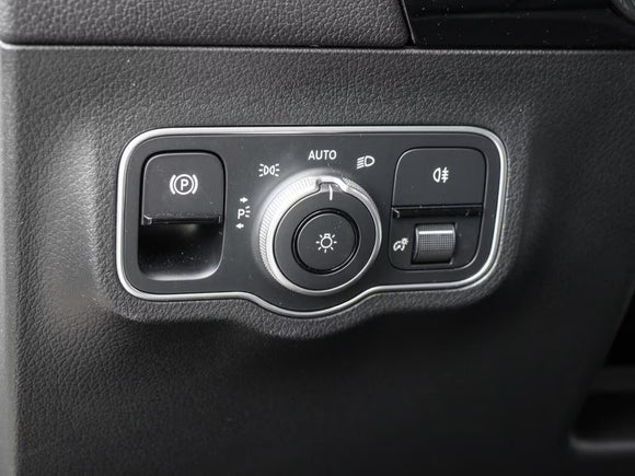 MERCEDES GLA180 PROGRESSIVE