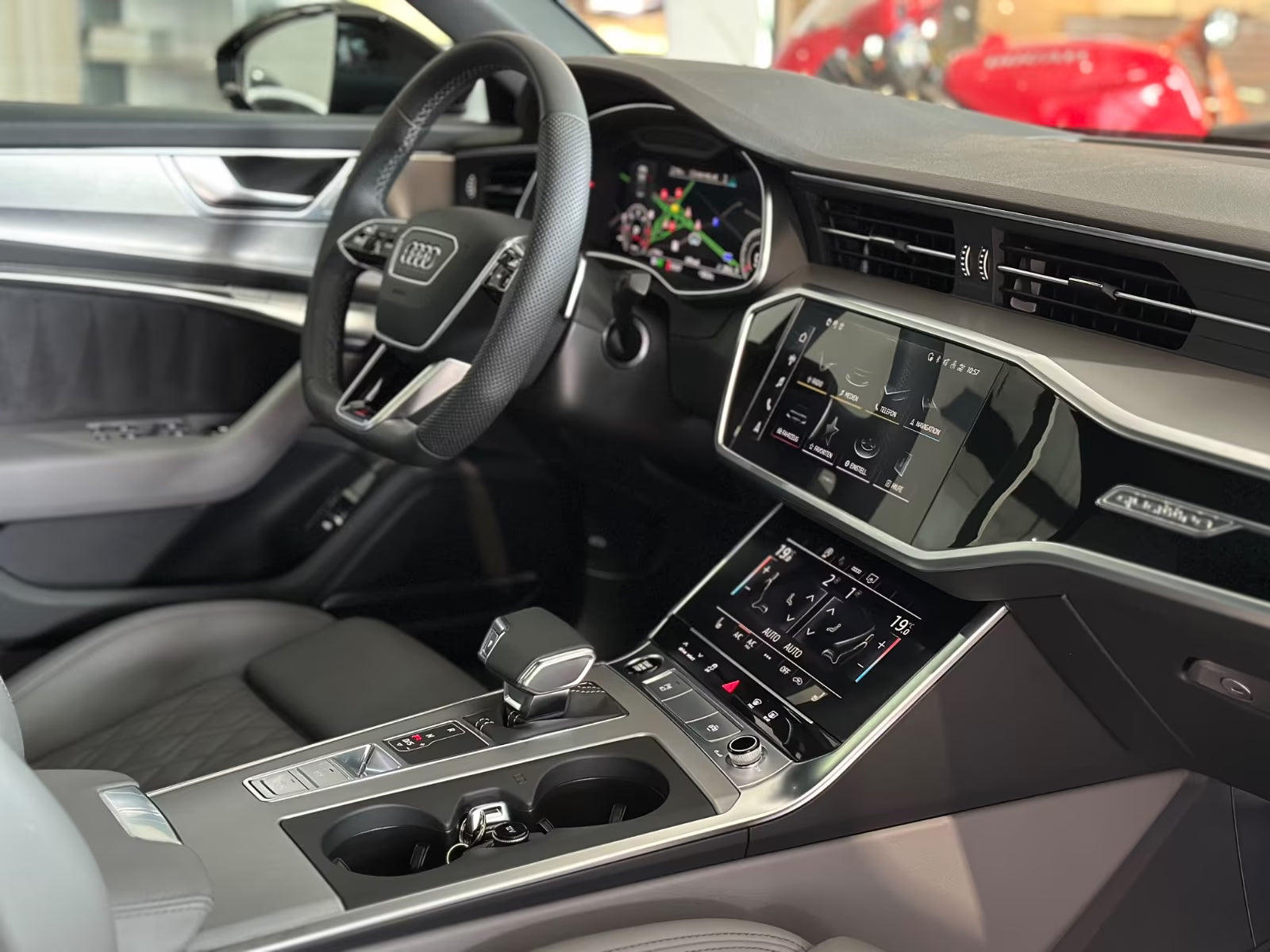 AUDI A6 S-LINE QUATTRO